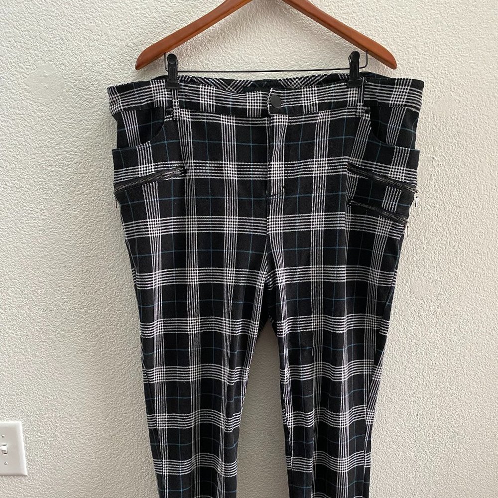Torrid Skinny Studio Luxe Ponte Mid-Rise Zipper Pants Plaid 26 / 25 Inch Inseam